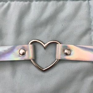 Iridescent heart choker